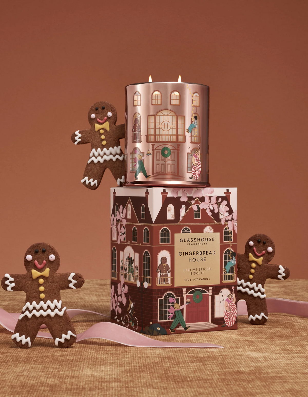 Christmas Candle 380g - Gingerbread House - Glasshouse Fragrances