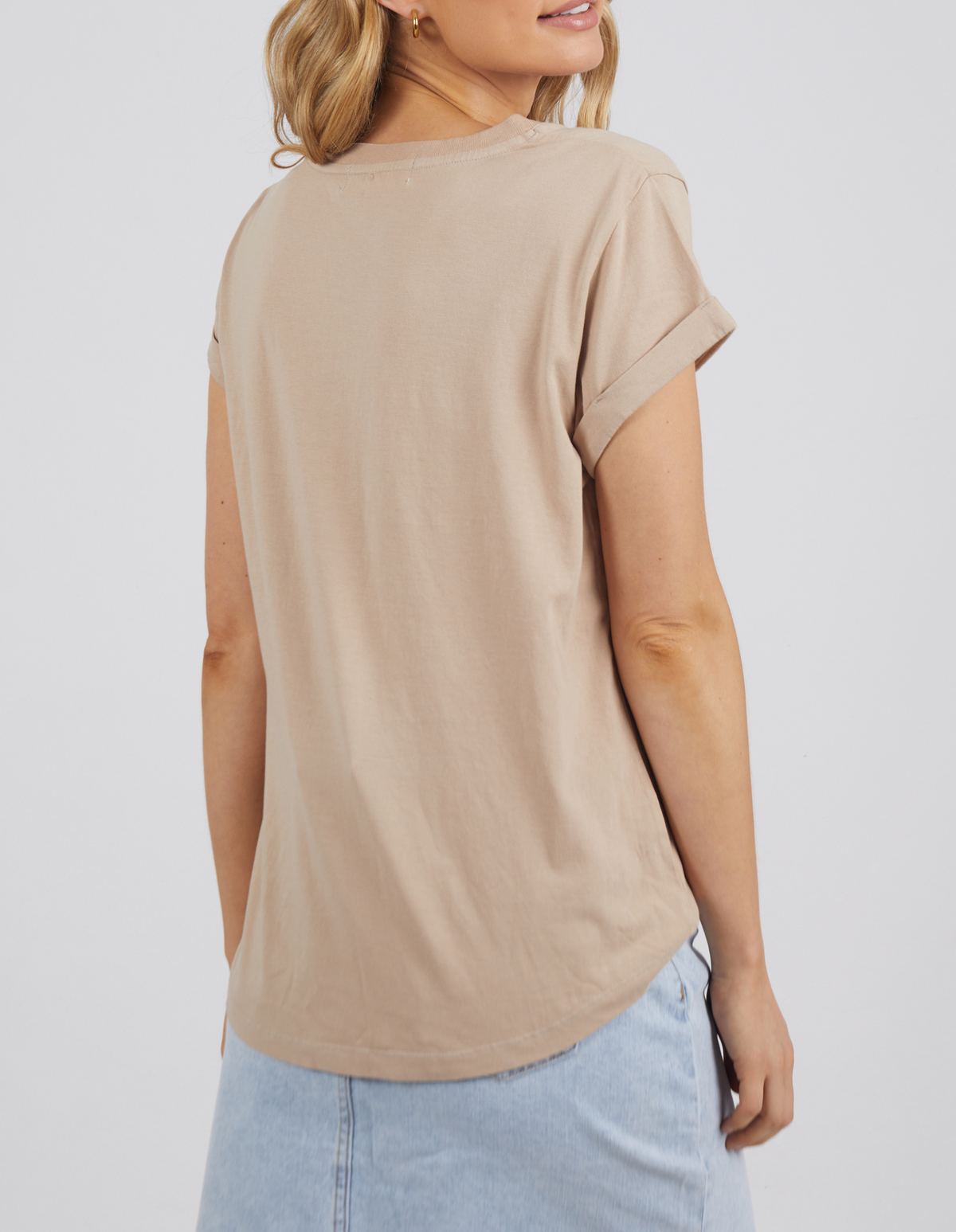 Manly Vee Tee - Oatmeal - Foxwood