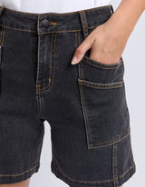 Balmy Short - Foxwood