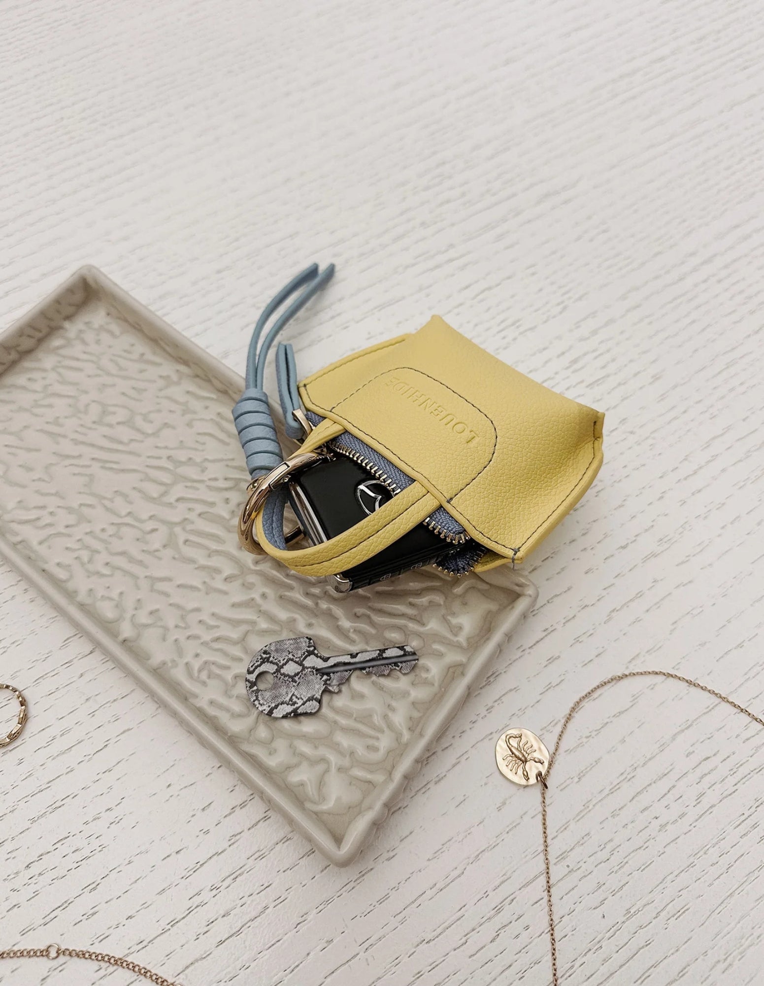 Gina Bag Charm - Lemon - Louenhide