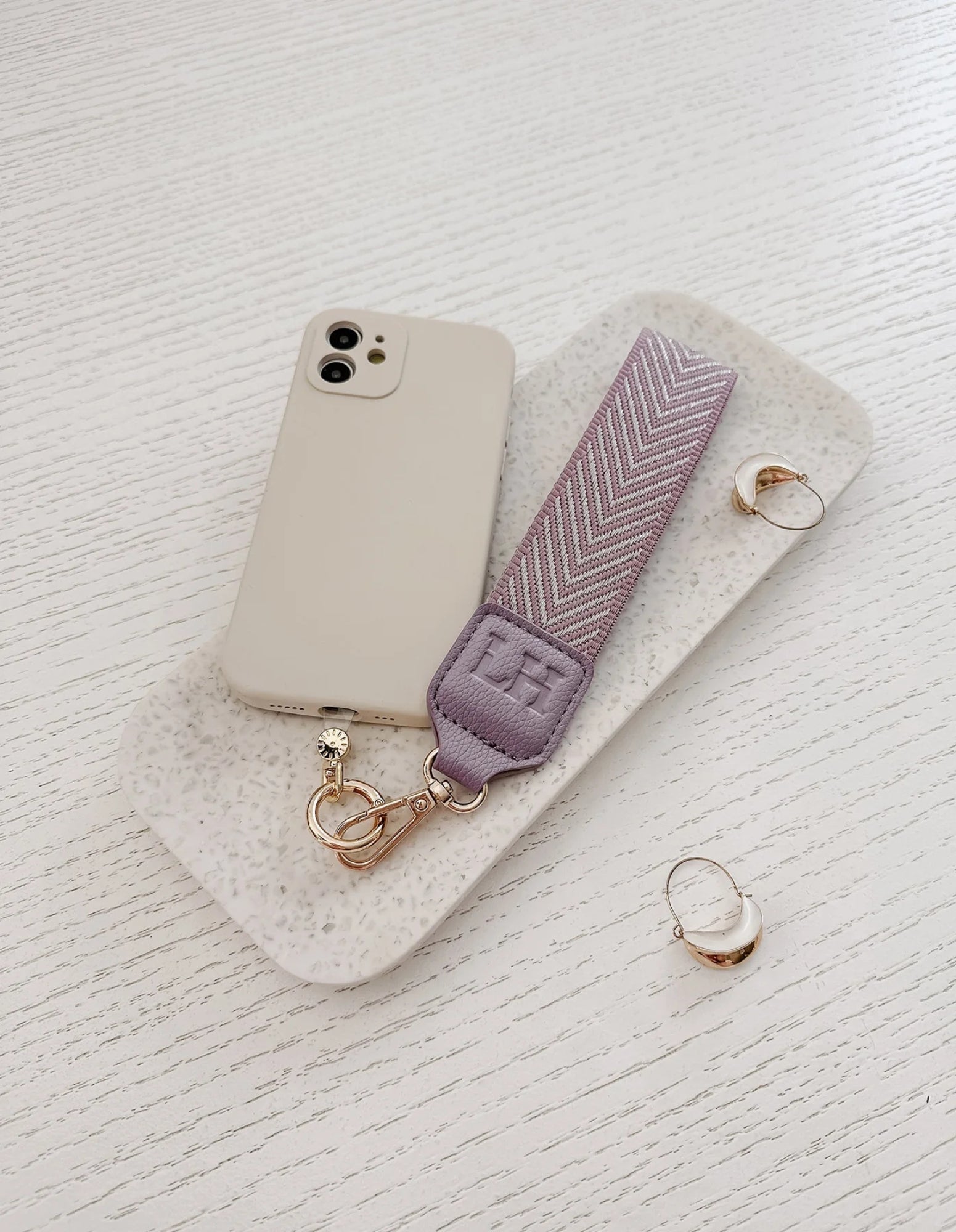 Iris Keyring with Phone Attachment - Lilac - Louenhide