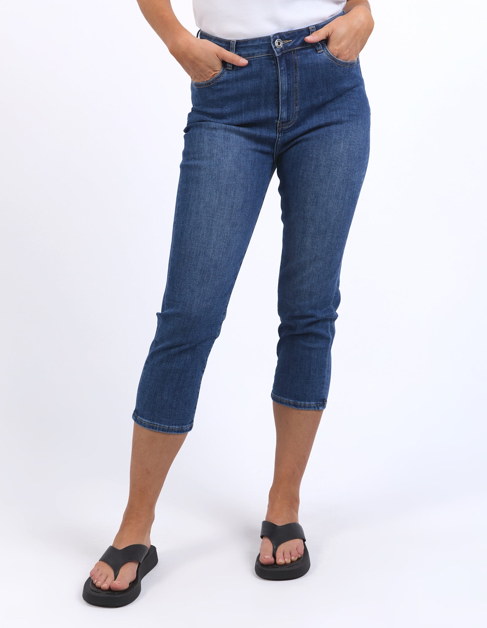 Mollie Capri Jeans - Blue - Elm Lifestyle
