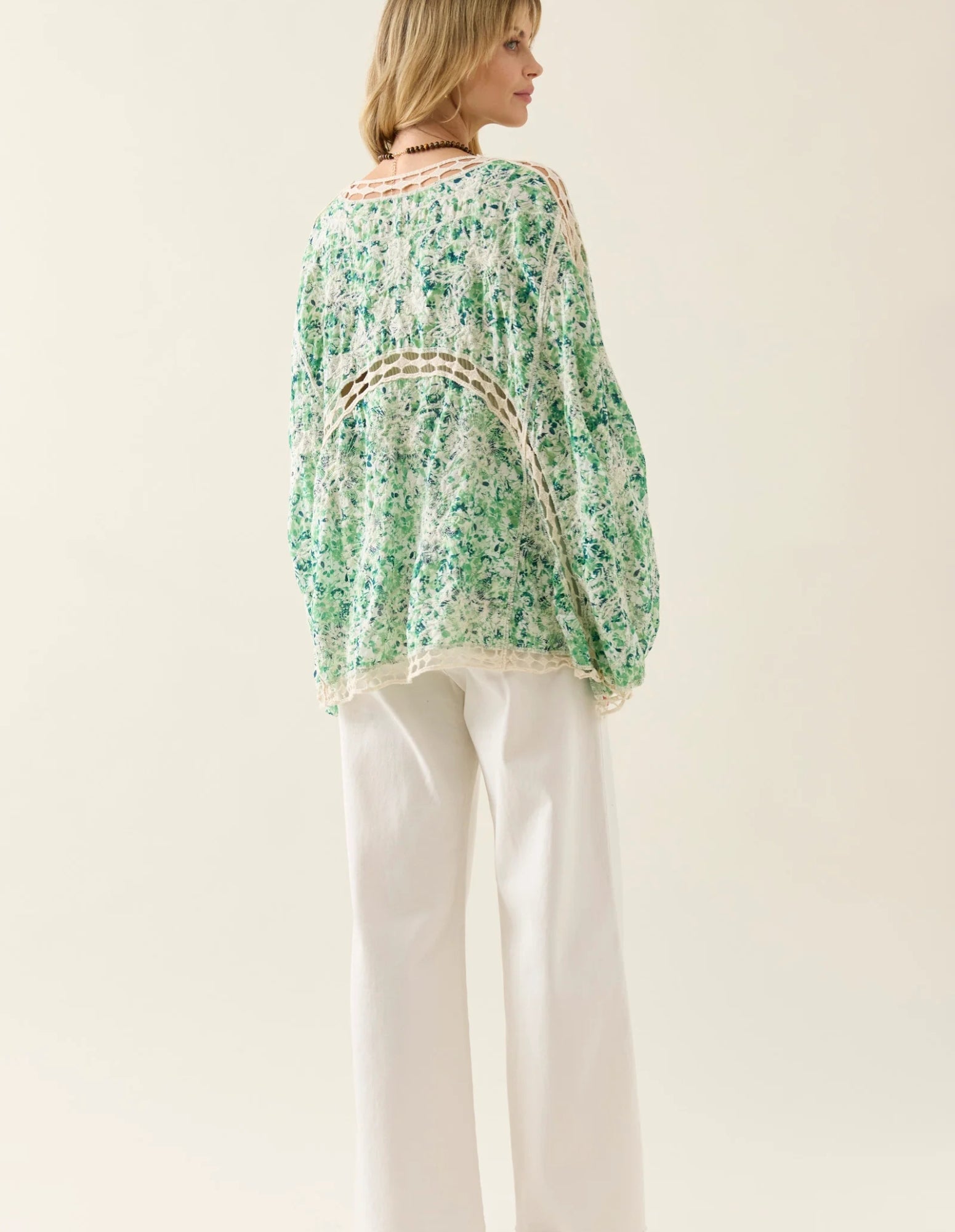 Oline Lace Cape - Jasmine - Isle of Mine