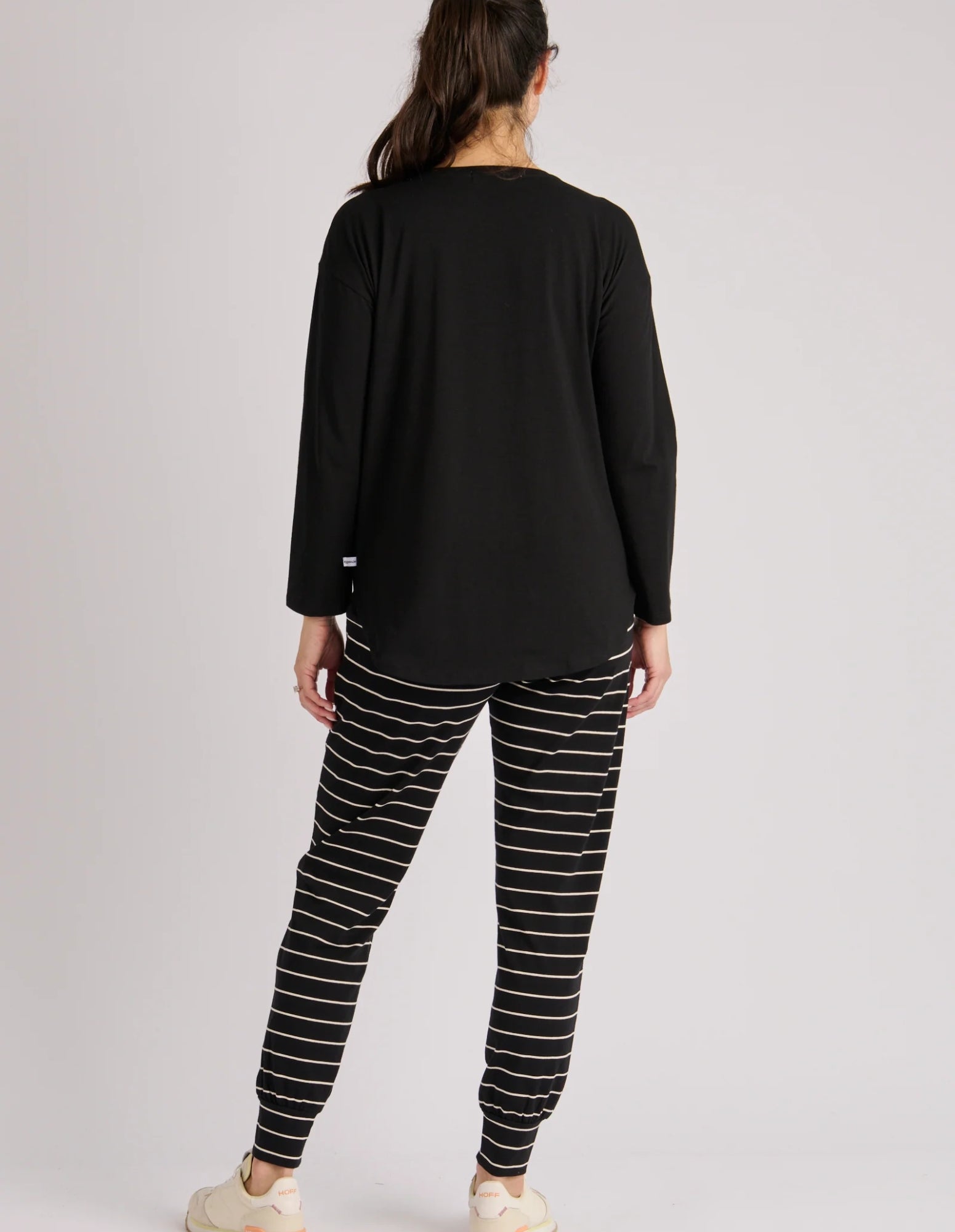 Scoop Hem Long Sleeve Tee - One Ten Willow - FUDGE Gifts Home Lifestyle