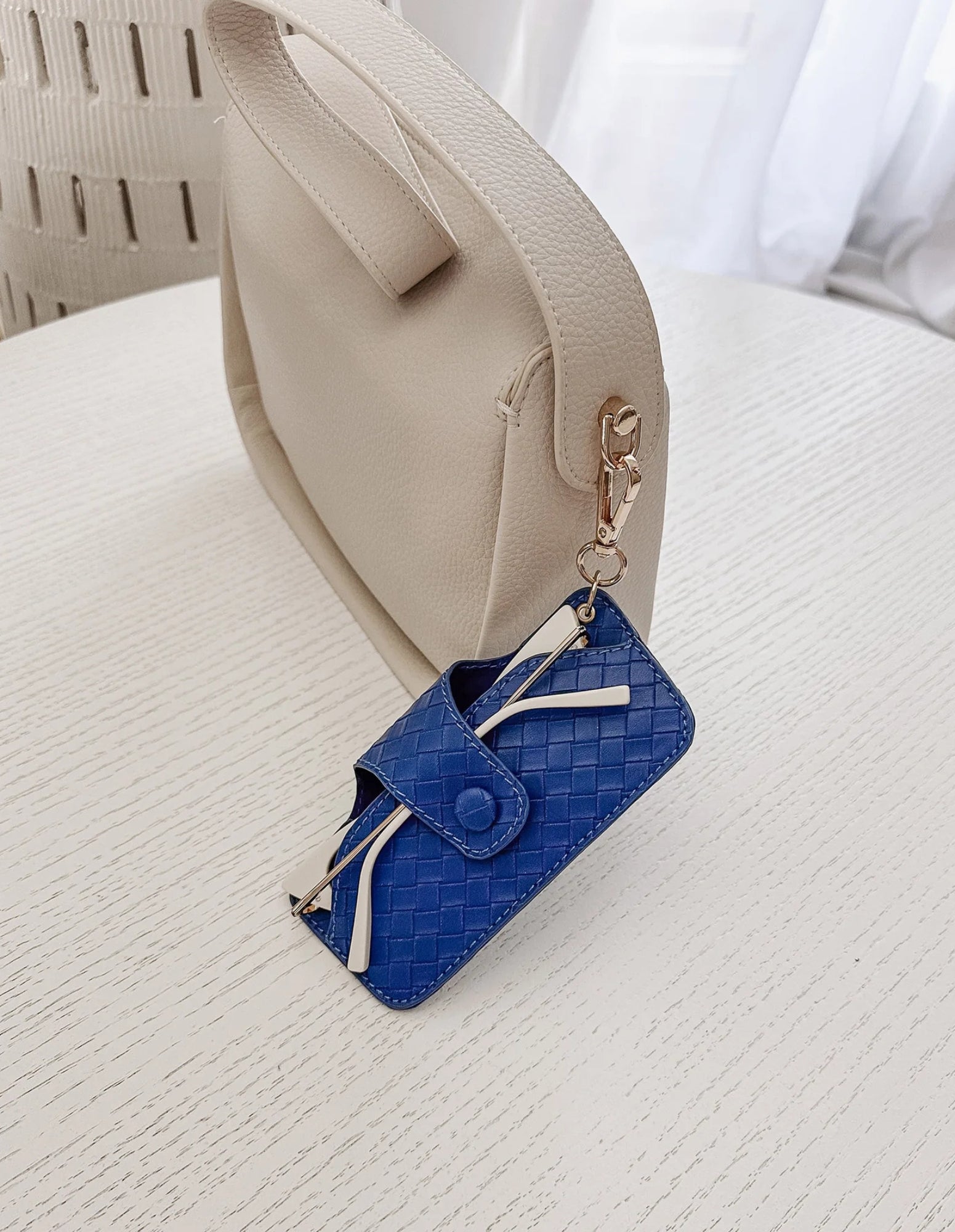 Skittle Sunglasses Case - Woven Ocean Blue - Louenhide